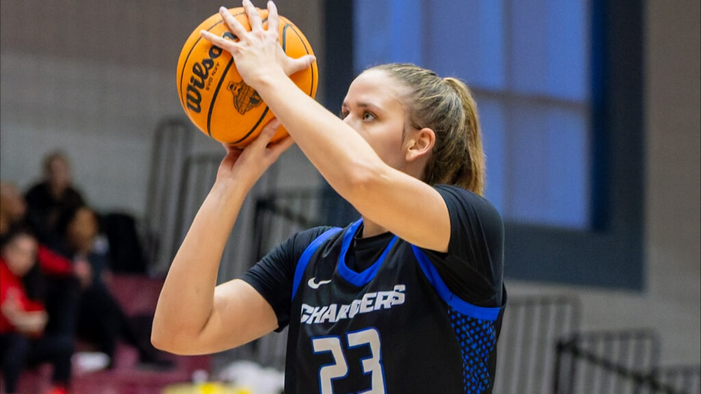 UAH women’s basketball team wins an amazing 15th straight game UAH women’s basketball team wins an amazing 15th straight game