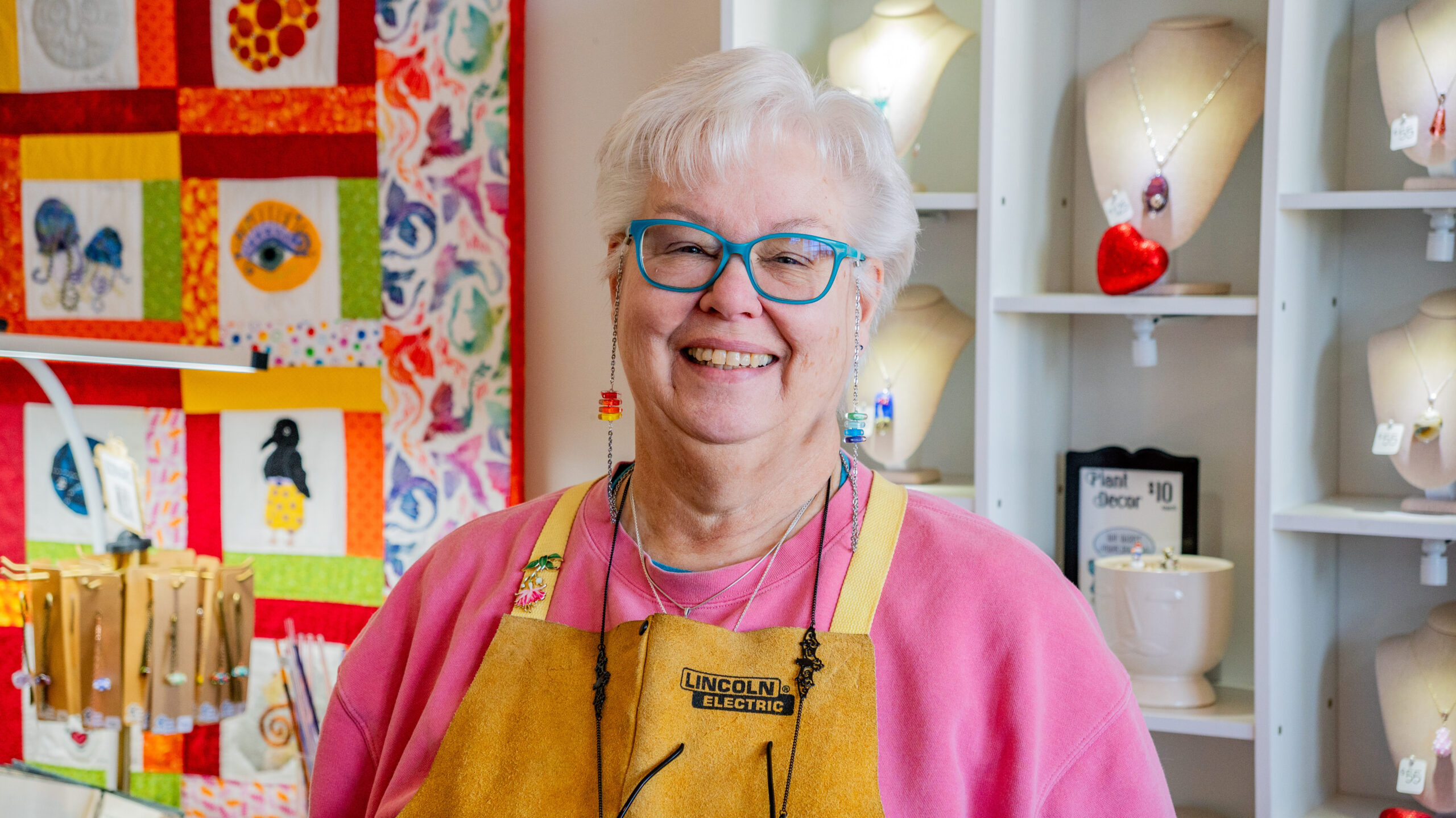 WATCH: How this local glass bead artist turns molten glass into beautiful beads WATCH: How this local glass bead artist turns molten glass into beautiful beads