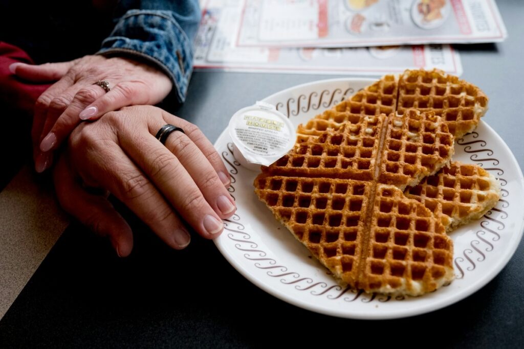 2 Huntsville Waffle House locations are taking reservations for Valentine’s Day: How to book 2 Huntsville Waffle House locations are taking reservations for Valentine’s Day: How to book