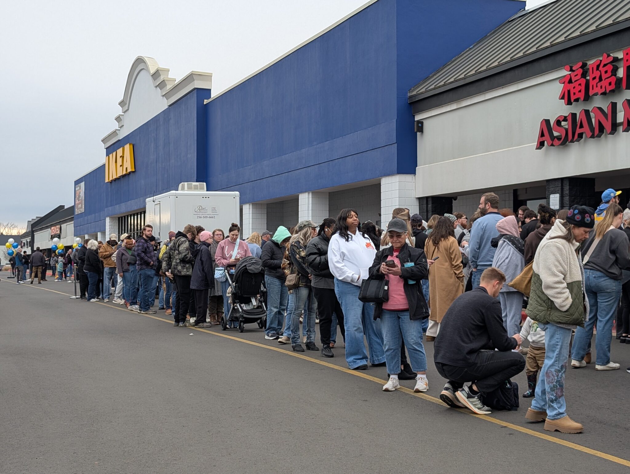 IKEA grand opening attracts shoppers from near + far to Huntsville IKEA grand opening attracts shoppers from near + far to Huntsville