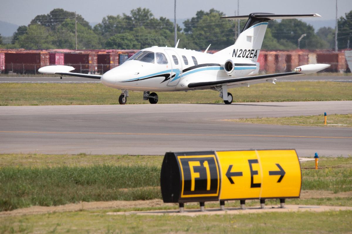 East Runway now reopened at Huntsville airport after upgrades East Runway now reopened at Huntsville airport after upgrades