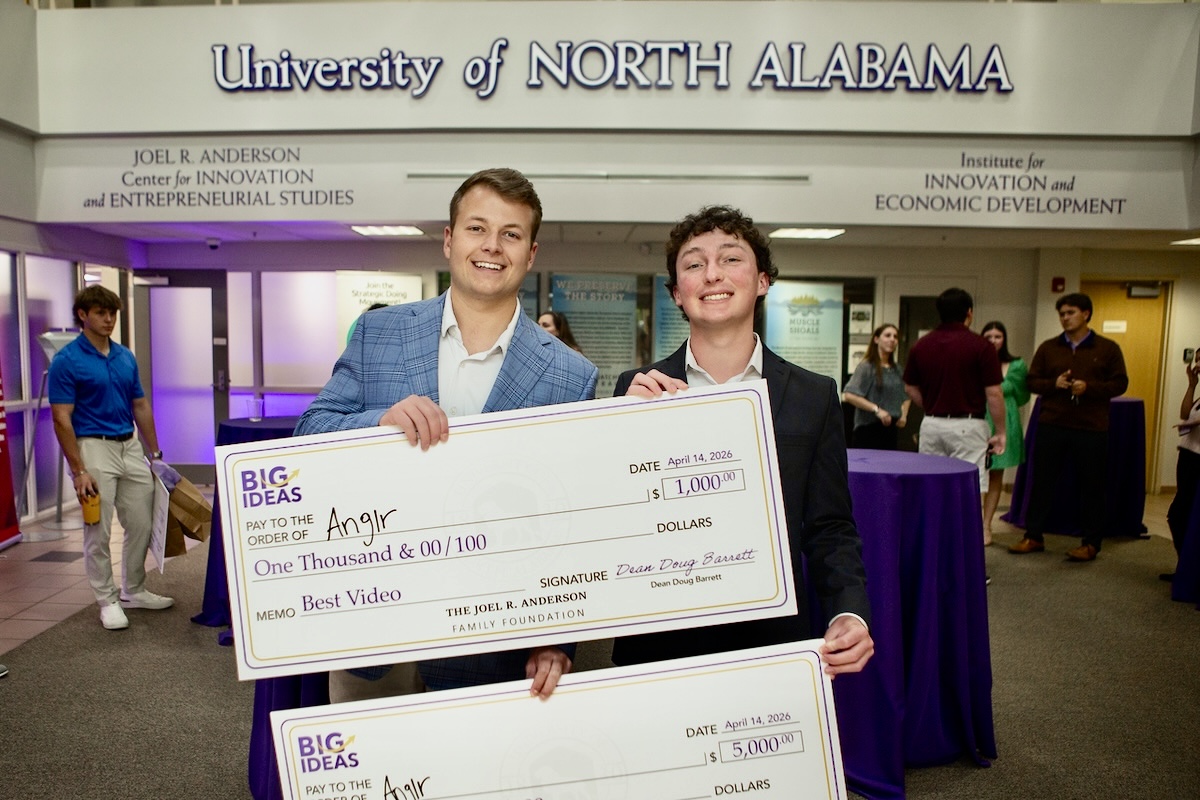 2 student entrepreneurs + a new fishing app = K in prizes 2 student entrepreneurs + a new fishing app = K in prizes