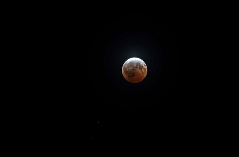 Check out these amazing photos from August’s lunar eclipse Check out these amazing photos from August’s lunar eclipse