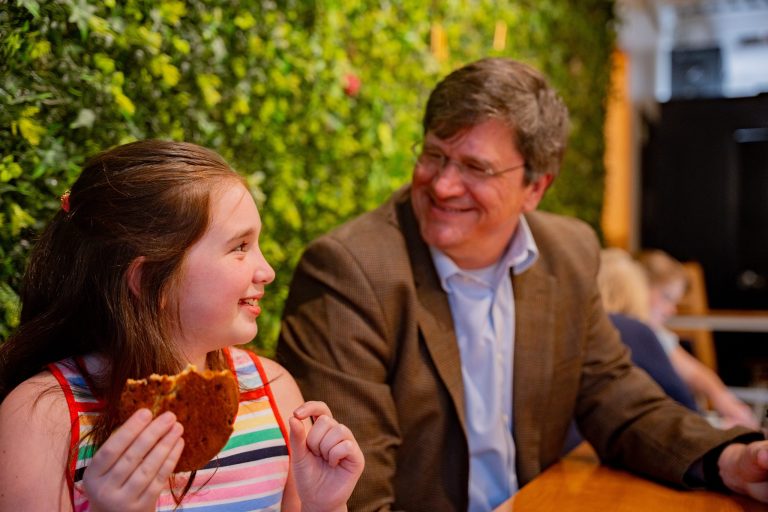 7 restaurants in Huntsville with kids eat free deals 7 restaurants in Huntsville with kids eat free deals