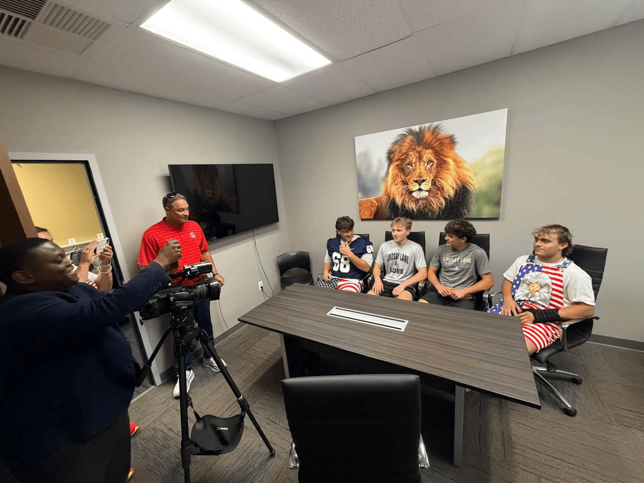 4 high schoolers assist during Tanglewood Apartments fire + find out how you can help victims 4 high schoolers assist during Tanglewood Apartments fire + find out how you can help victims