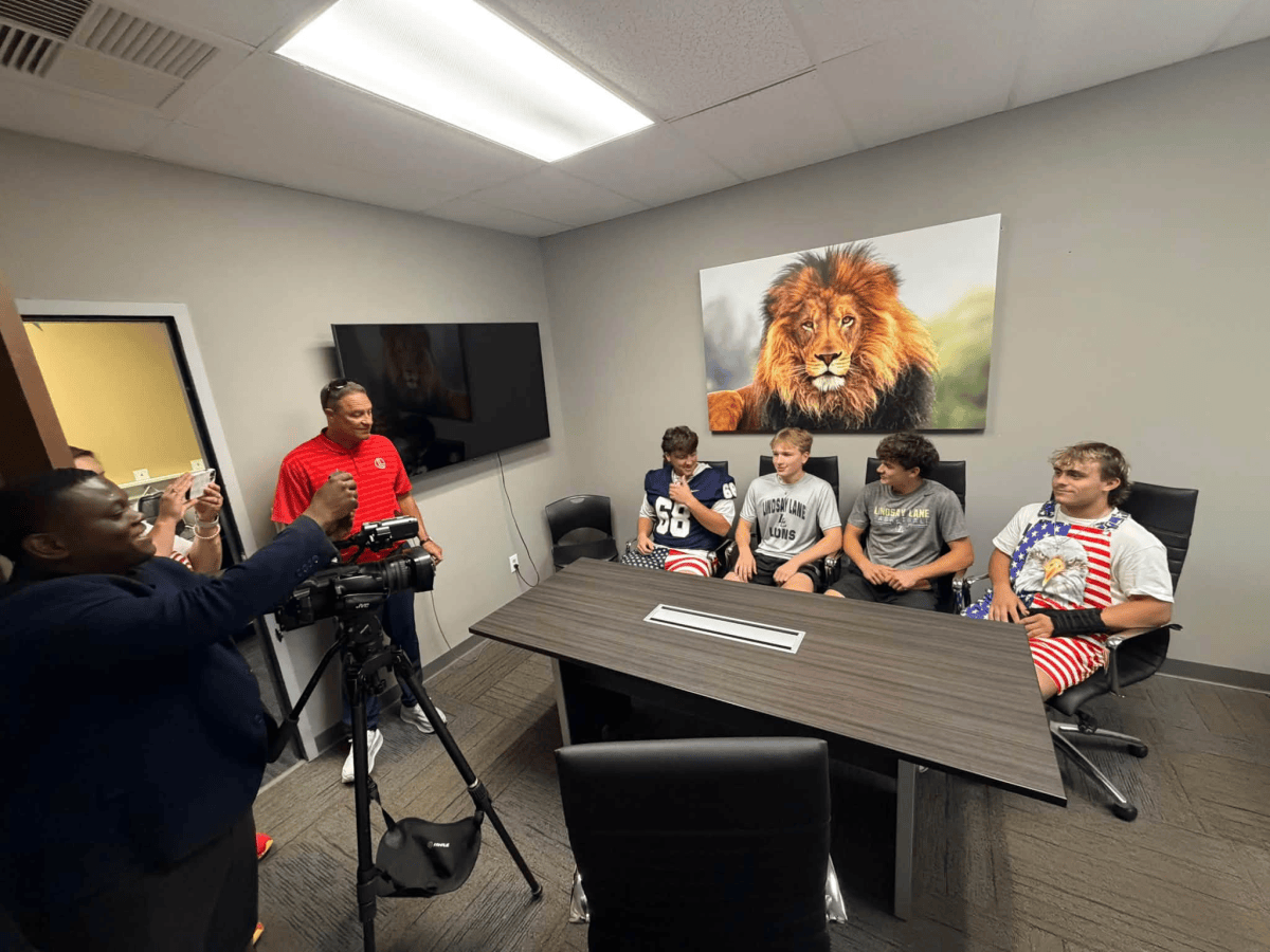 4 high schoolers assist during Tanglewood Apartments fire + find out how you can help victims 4 high schoolers assist during Tanglewood Apartments fire + find out how you can help victims