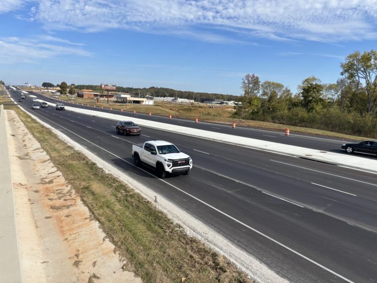 Westbound lanes of Florence Boulevard now open Westbound lanes of Florence Boulevard now open