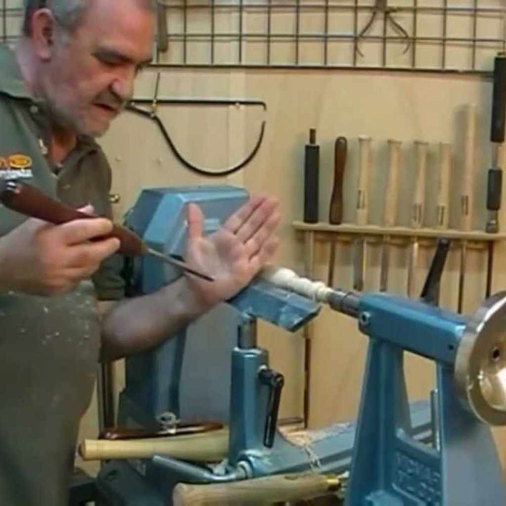 Esculpiendo en madera: técnicas y trucos para torneros de todos los niveles Esculpiendo en madera: técnicas y trucos para torneros de todos los niveles