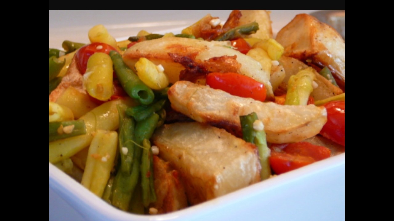 Green Beans, Potatoes, and Tomatoes: A Culinary Trio Green Beans, Potatoes, and Tomatoes: A Culinary Trio