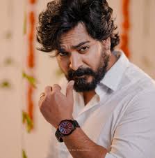 Srinish Aravind Srinish Aravind