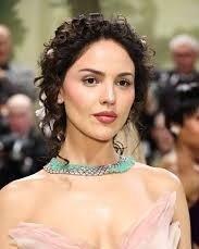 Eiza Gonzalez Eiza Gonzalez