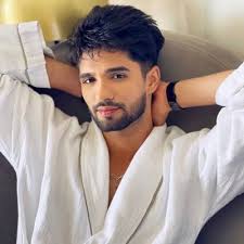 Zeeshan Khan Zeeshan Khan