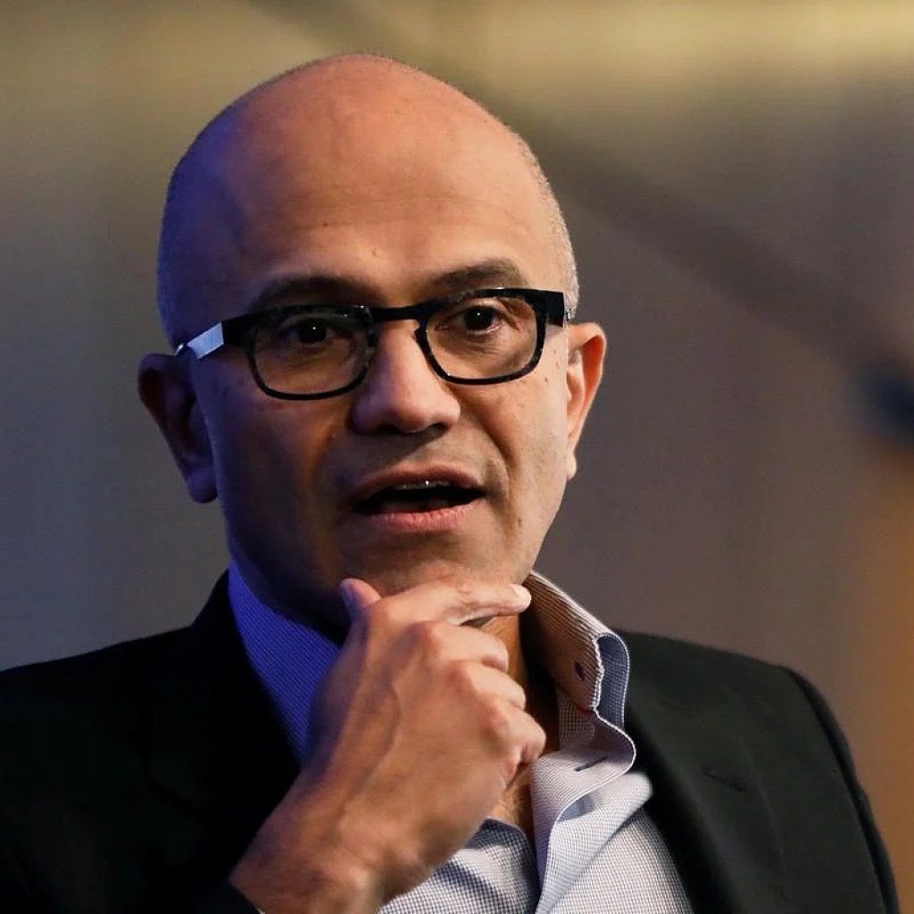 மைக்ரோசாப்ட் சிஇஓவுக்கு ரூ.850 கோடி சம்பளம் மைக்ரோசாப்ட் சிஇஓவுக்கு ரூ.850 கோடி சம்பளம்