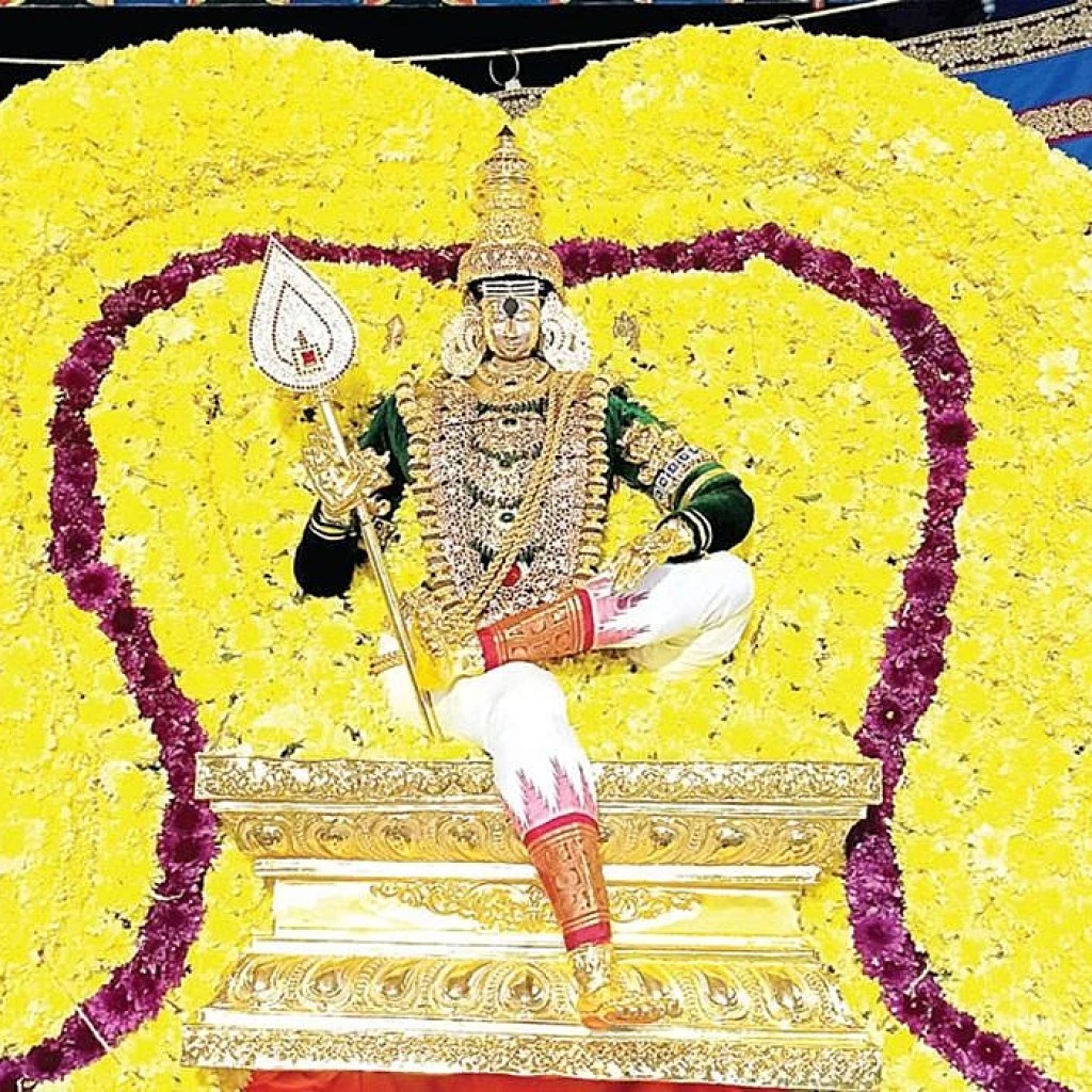 கந்தசஷ்டியை முன்னிட்டு திருப்போரூர், வல்லக்கோட்டை, குன்றத்தூர் முருகன் கோயில்களில் இன்று சூரசம்ஹாரம் கந்தசஷ்டியை முன்னிட்டு திருப்போரூர், வல்லக்கோட்டை, குன்றத்தூர் முருகன் கோயில்களில் இன்று சூரசம்ஹாரம்