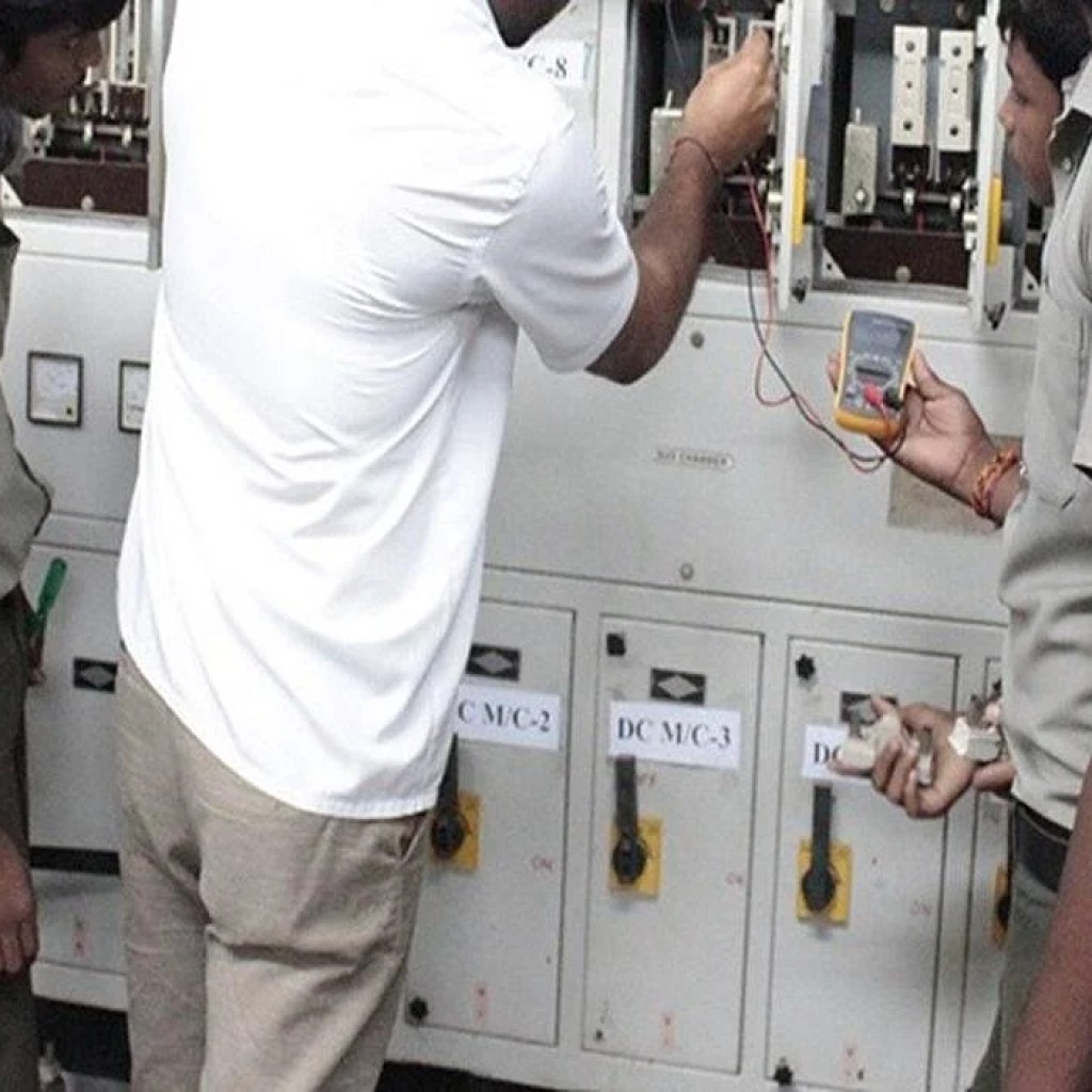 திருவொற்றியூர் அரசு தொழிற்பயிற்சி நிலையத்தில் பல்வேறு தொழில் பிரிவுகளுக்கு மாணவர் சேர்க்கை நீட்டிப்பு திருவொற்றியூர் அரசு தொழிற்பயிற்சி நிலையத்தில் பல்வேறு தொழில் பிரிவுகளுக்கு மாணவர் சேர்க்கை நீட்டிப்பு