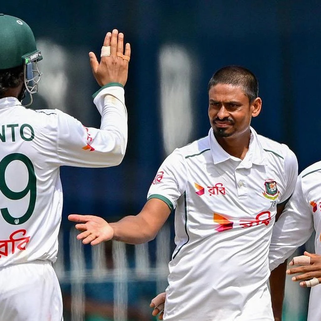 அயர்லாந்துக்கு எதிரான டெஸ்ட்: வங்கதேசம் இன்னிங்ஸ் வெற்றி அயர்லாந்துக்கு எதிரான டெஸ்ட்: வங்கதேசம் இன்னிங்ஸ் வெற்றி