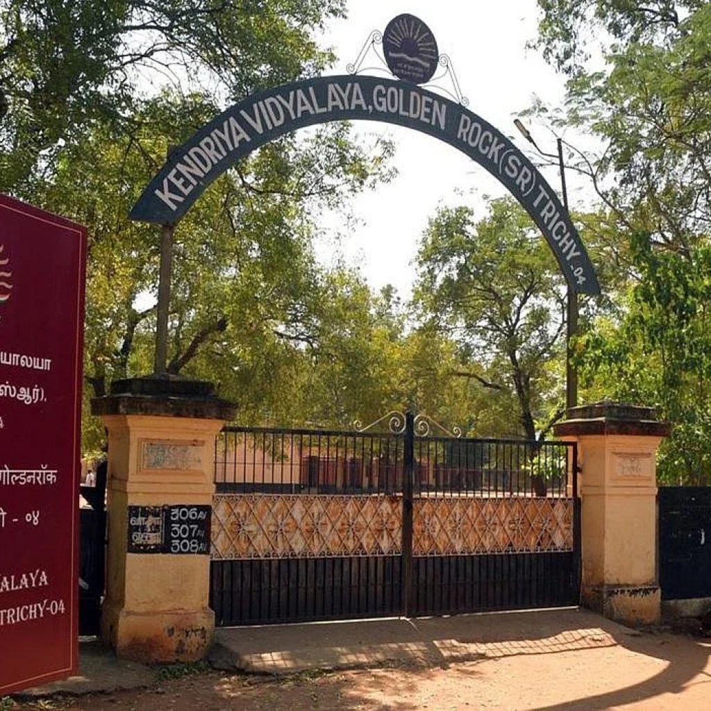 மத்திய அரசுப் பள்ளிகளில் 14,967 காலி பணியிடங்கள்: டிச.4-ம் தேதி வரை விண்ணப்பிக்கலாம் மத்திய அரசுப் பள்ளிகளில் 14,967 காலி பணியிடங்கள்: டிச.4-ம் தேதி வரை விண்ணப்பிக்கலாம்