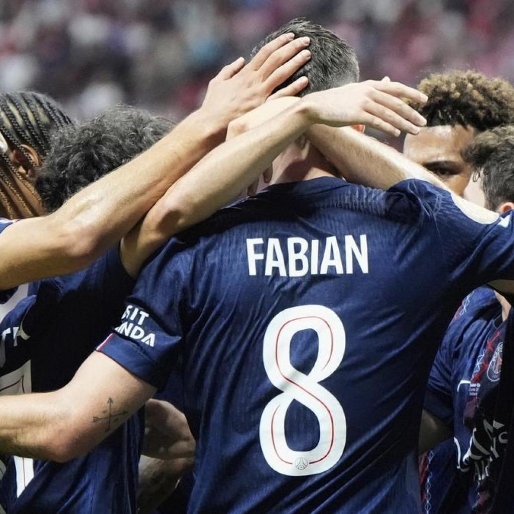 கால் இறுதி சுற்றில் நுழைந்தது பிஎஸ்ஜி! கால் இறுதி சுற்றில் நுழைந்தது பிஎஸ்ஜி!