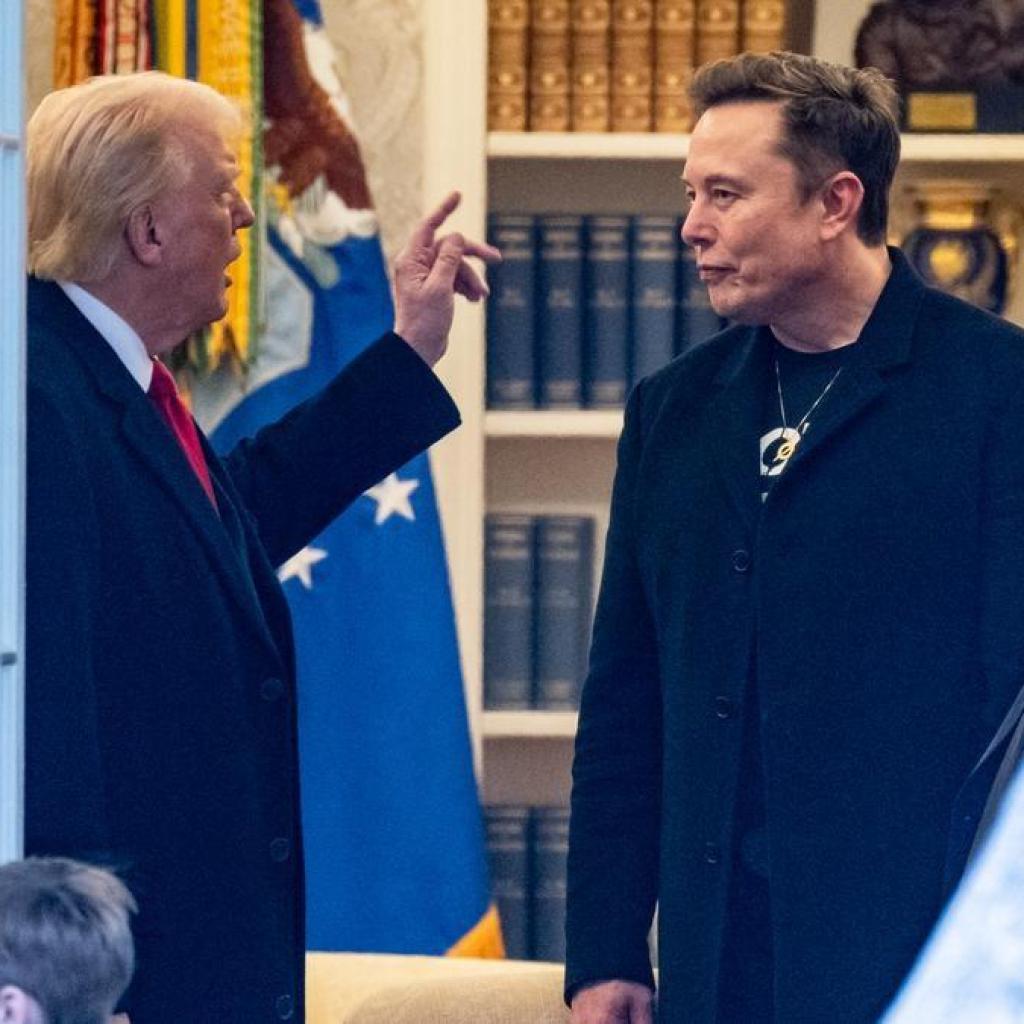 மானியத்தை ரத்து செய்தால் எலான் மஸ்க் தென்னாப்பிரிக்கா திரும்பிச் செல்ல நேரிடும்: ட்ரம்ப் எச்சரிக்கை மானியத்தை ரத்து செய்தால் எலான் மஸ்க் தென்னாப்பிரிக்கா திரும்பிச் செல்ல நேரிடும்: ட்ரம்ப் எச்சரிக்கை