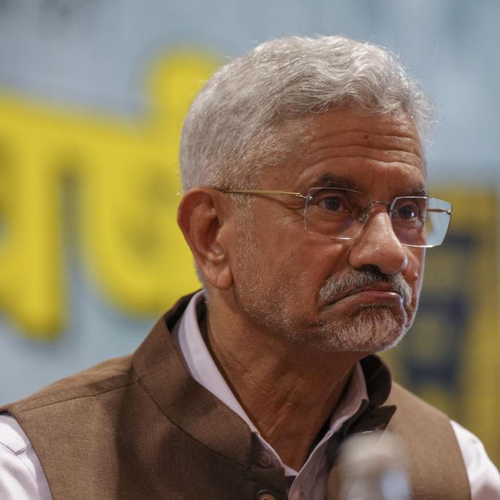 500% வரி அச்சுறுத்தல் குறித்து அமெரிக்காவிடம் கவலை: மத்திய அமைச்சர் ஜெய்சங்கர் தகவல் 500% வரி அச்சுறுத்தல் குறித்து அமெரிக்காவிடம் கவலை: மத்திய அமைச்சர் ஜெய்சங்கர் தகவல்