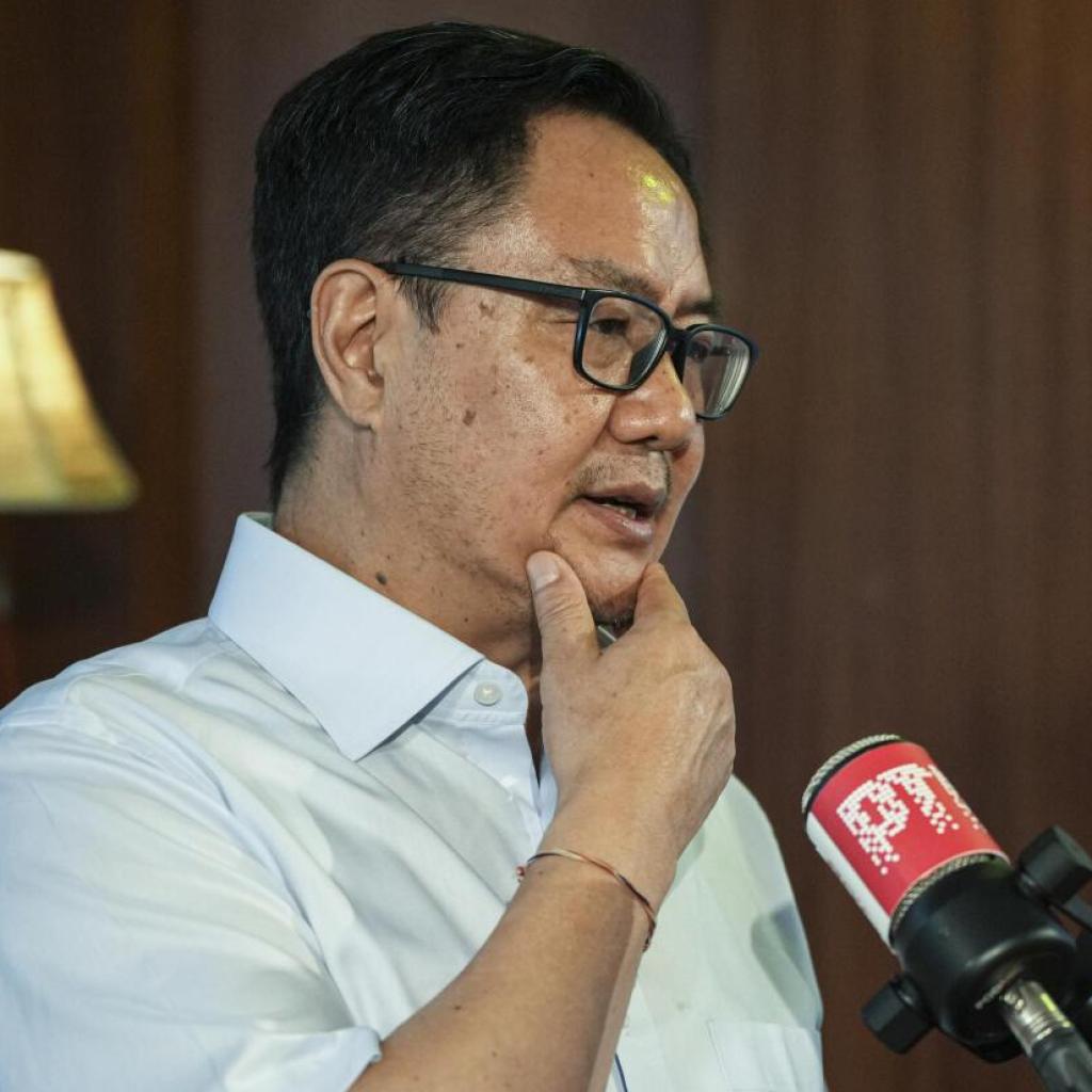 இந்தியா மதச்சார்பற்ற நாடு; இங்கு சிறுபான்மையினர் பாதுகாப்பாக உள்ளனர்: கிரண் ரிஜிஜு இந்தியா மதச்சார்பற்ற நாடு; இங்கு சிறுபான்மையினர் பாதுகாப்பாக உள்ளனர்: கிரண் ரிஜிஜு