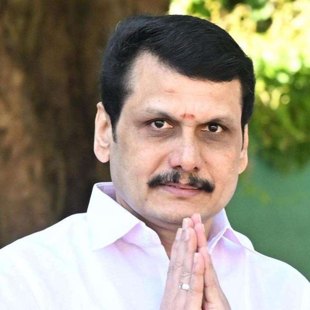 குற்றம்சாட்டப்பட்ட 2,000 பேரிடமும் விசாரித்தால் செந்தில் பாலாஜி மீதான விசாரணை வாழ்நாள் முழுவதும் முடிவுக்கு வராது: உச்ச நீதிமன்றம் குற்றம்சாட்டப்பட்ட 2,000 பேரிடமும் விசாரித்தால் செந்தில் பாலாஜி மீதான விசாரணை வாழ்நாள் முழுவதும் முடிவுக்கு வராது: உச்ச நீதிமன்றம்