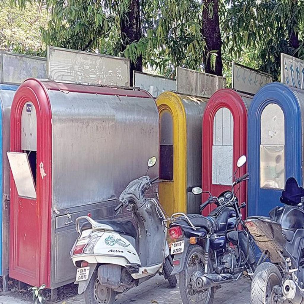 செங்கல்பட்டு மாவட்ட நகராட்சிகளில் கரையானுக்கு இரையாகும் ‘ஸ்மார்ட்’ கடைகள் செங்கல்பட்டு மாவட்ட நகராட்சிகளில் கரையானுக்கு இரையாகும் ‘ஸ்மார்ட்’ கடைகள்