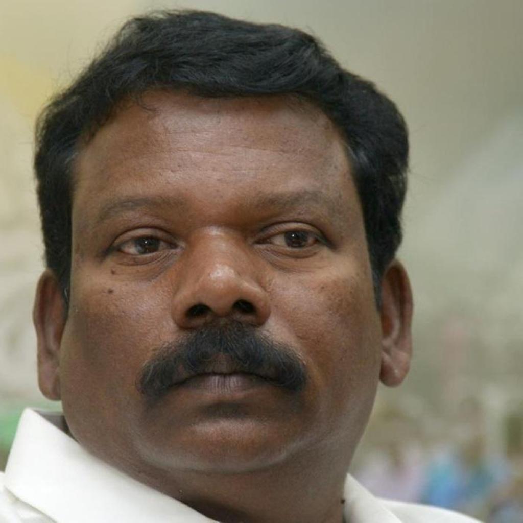 3 மாதமாக மசோதாவை நிலுவையில் வைத்த ஆளுநர் மீது வழக்குத் தொடர வேண்டும்: செல்வப்பெருந்தகை வலியுறுத்தல் 3 மாதமாக மசோதாவை நிலுவையில் வைத்த ஆளுநர் மீது வழக்குத் தொடர வேண்டும்: செல்வப்பெருந்தகை வலியுறுத்தல்