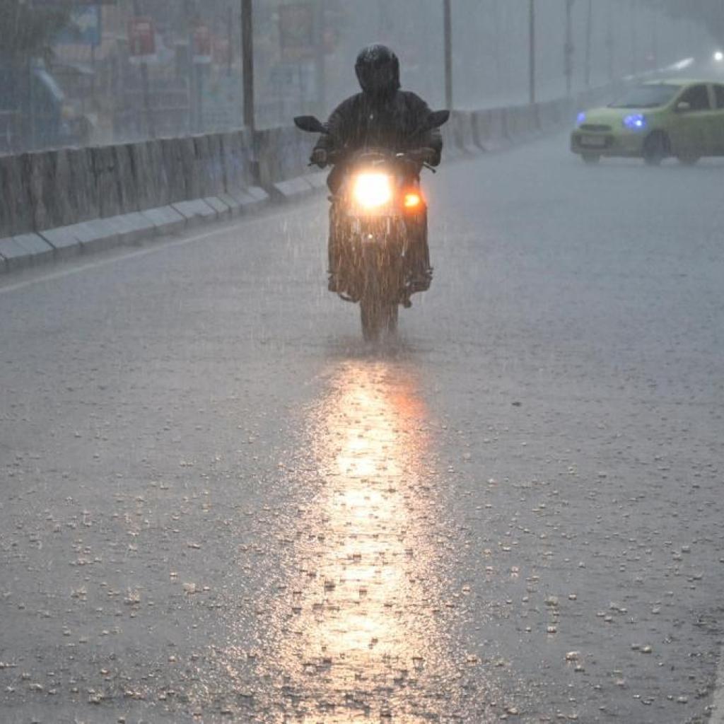 தமிழகத்தில் செப்.6 வரை வெப்பநிலை உயர வாய்ப்பு: வானிலை ஆய்வு மையம் தமிழகத்தில் செப்.6 வரை வெப்பநிலை உயர வாய்ப்பு: வானிலை ஆய்வு மையம்