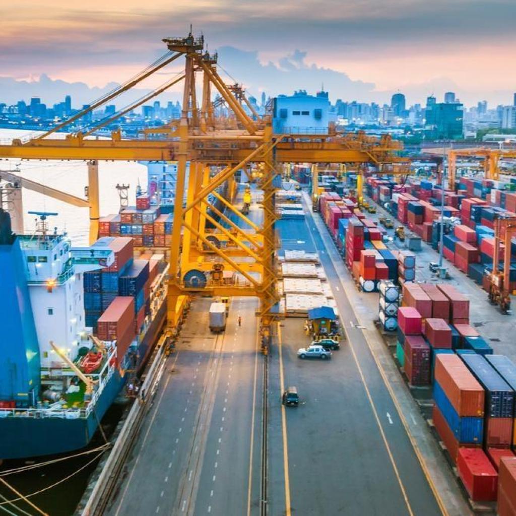 அமெரிக்க வரி வதிப்பால் பாதிக்கப்படும் ஏற்றுமதியாளர்களுக்கு மத்திய அரசு நிவாரணம் அமெரிக்க வரி வதிப்பால் பாதிக்கப்படும் ஏற்றுமதியாளர்களுக்கு மத்திய அரசு நிவாரணம்