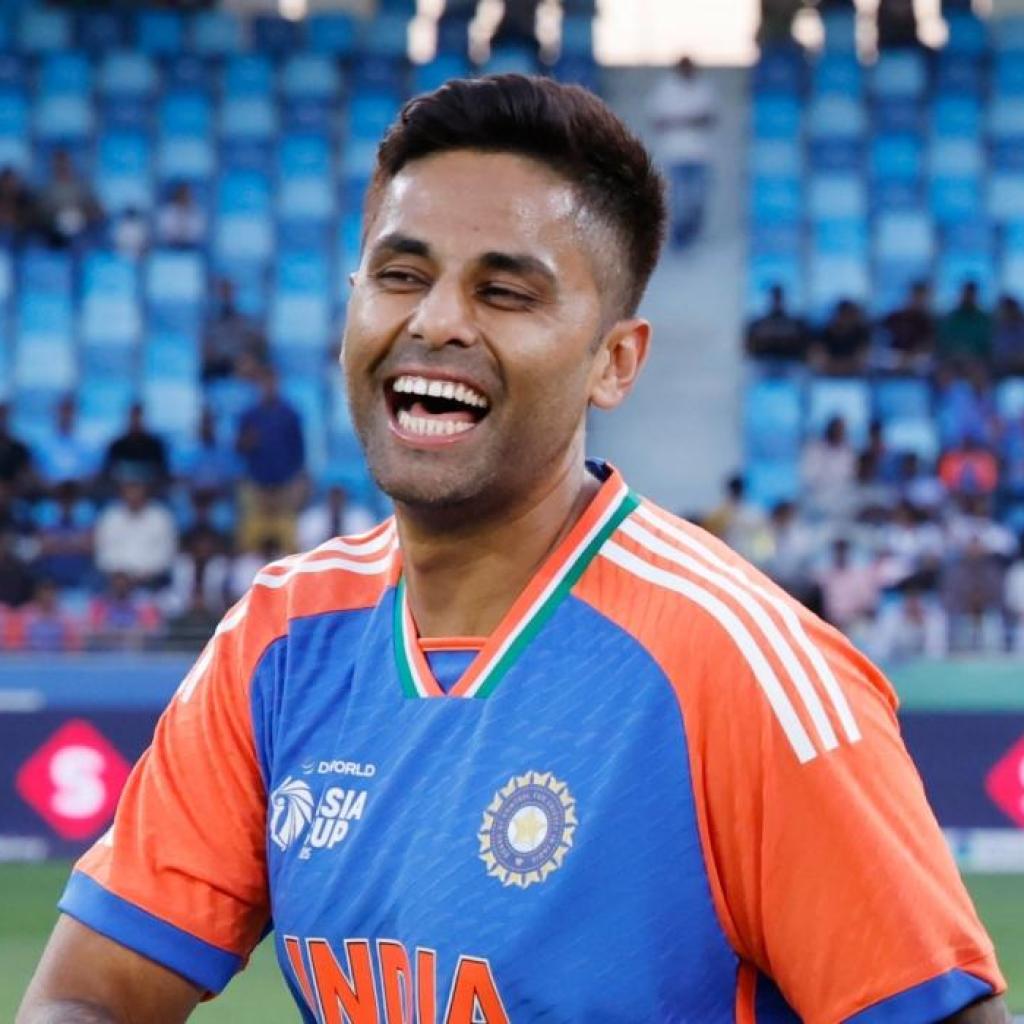 சூரியகுமார் யாதவின் ‘பெருந்தன்மை’ பாகிஸ்தான் வீரருக்கு எதிராக வருமா – கிளம்பிய புதிய சர்ச்சை சூரியகுமார் யாதவின் ‘பெருந்தன்மை’ பாகிஸ்தான் வீரருக்கு எதிராக வருமா – கிளம்பிய புதிய சர்ச்சை