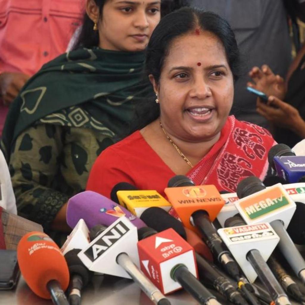 ”மத்திய அரசு கொடுத்த நிதிக்கு தமிழக அரசு கணக்கு கொடுக்கவில்லை” – வானதி குற்றச்சாட்டு ”மத்திய அரசு கொடுத்த நிதிக்கு தமிழக அரசு கணக்கு கொடுக்கவில்லை” – வானதி குற்றச்சாட்டு