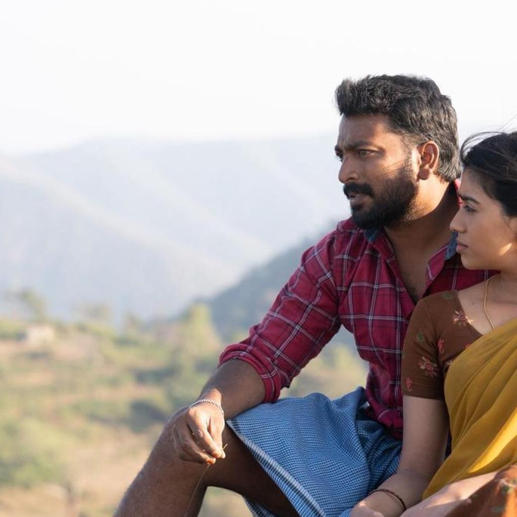 ‘தண்டகாரண்யம்’ விமர்சனம்: நெஞ்சைப் பதற வைக்கும் உண்மைக் கதை எப்படி? ‘தண்டகாரண்யம்’ விமர்சனம்: நெஞ்சைப் பதற வைக்கும் உண்மைக் கதை எப்படி?