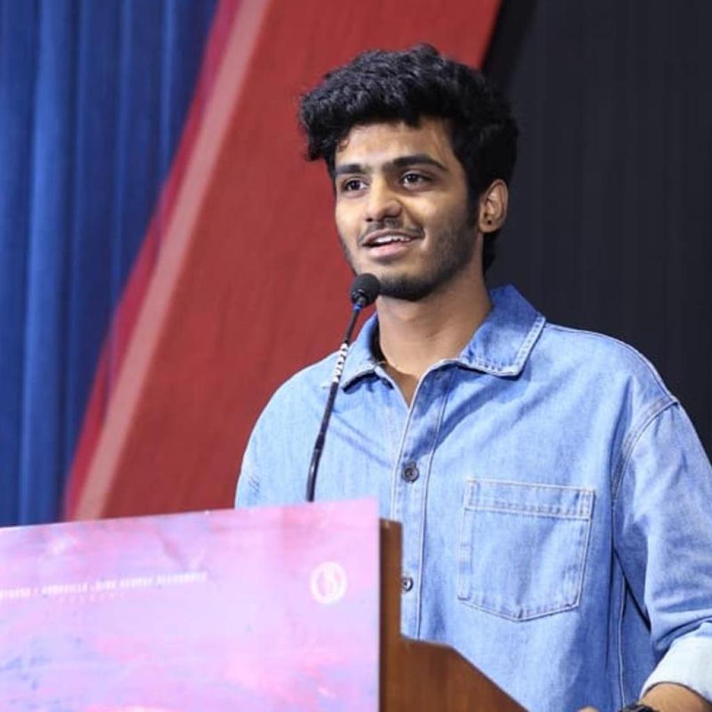 “அனிருத்துக்கும் எனக்கும் போட்டியா?” – விமர்சனங்களுக்கு சாய் அபயங்கர் பதில்! “அனிருத்துக்கும் எனக்கும் போட்டியா?” – விமர்சனங்களுக்கு சாய் அபயங்கர் பதில்!