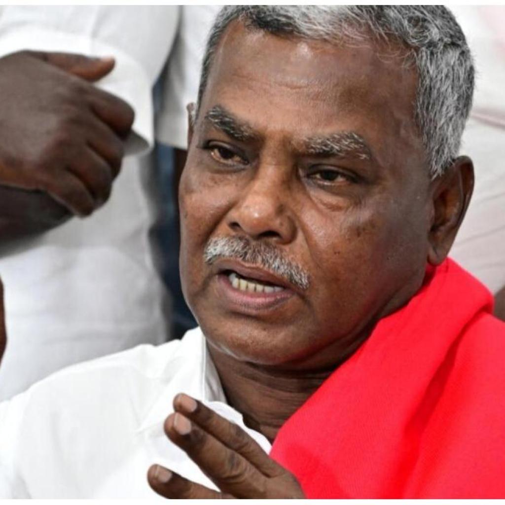 போக்குவரத்து தொழிலாளர்களின் கோரிக்கைகளுக்கு தீர்வு காண வலியுறுத்தி சிபிஎம் தீர்மானம் போக்குவரத்து தொழிலாளர்களின் கோரிக்கைகளுக்கு தீர்வு காண வலியுறுத்தி சிபிஎம் தீர்மானம்