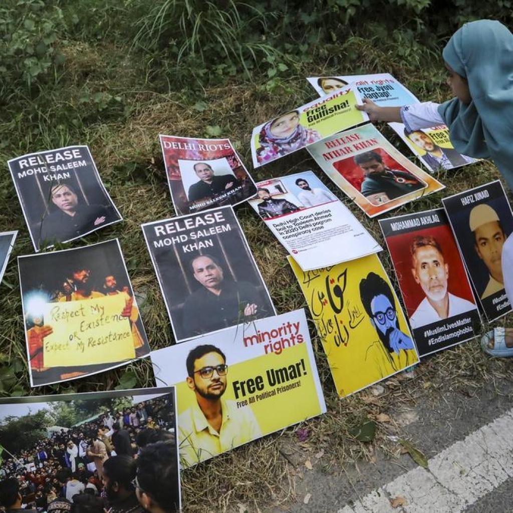 டெல்லி கலவர வழக்கு: உமர் காலித், ஷர்ஜீல் இமாமின் ஜாமீன் மனுக்கள் செப்.22-க்கு ஒத்திவைப்பு டெல்லி கலவர வழக்கு: உமர் காலித், ஷர்ஜீல் இமாமின் ஜாமீன் மனுக்கள் செப்.22-க்கு ஒத்திவைப்பு