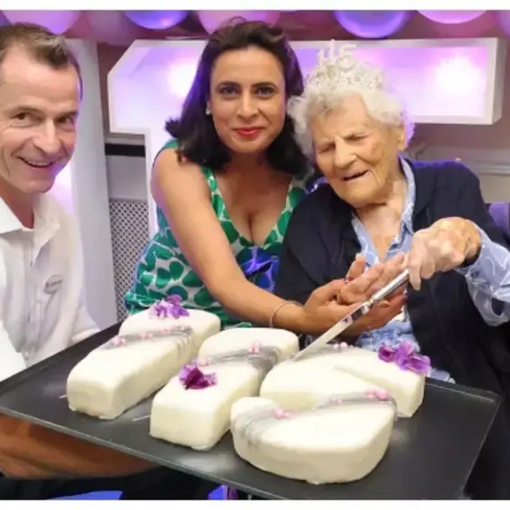 இங்கிலாந்து பெண் 115 வயதில் மூத்தவள் உயிருள்ள நபராகிறார்; அவளுடைய ரகசியம் உணவு அல்லது உடற்பயிற்சி அல்ல என்று கூறுகிறார்; “நான் ஒருபோதும் ….” – தி டைம்ஸ் ஆஃப் இந்தியா இங்கிலாந்து பெண் 115 வயதில் மூத்தவள் உயிருள்ள நபராகிறார்; அவளுடைய ரகசியம் உணவு அல்லது உடற்பயிற்சி அல்ல என்று கூறுகிறார்; “நான் ஒருபோதும் ….” – தி டைம்ஸ் ஆஃப் இந்தியா