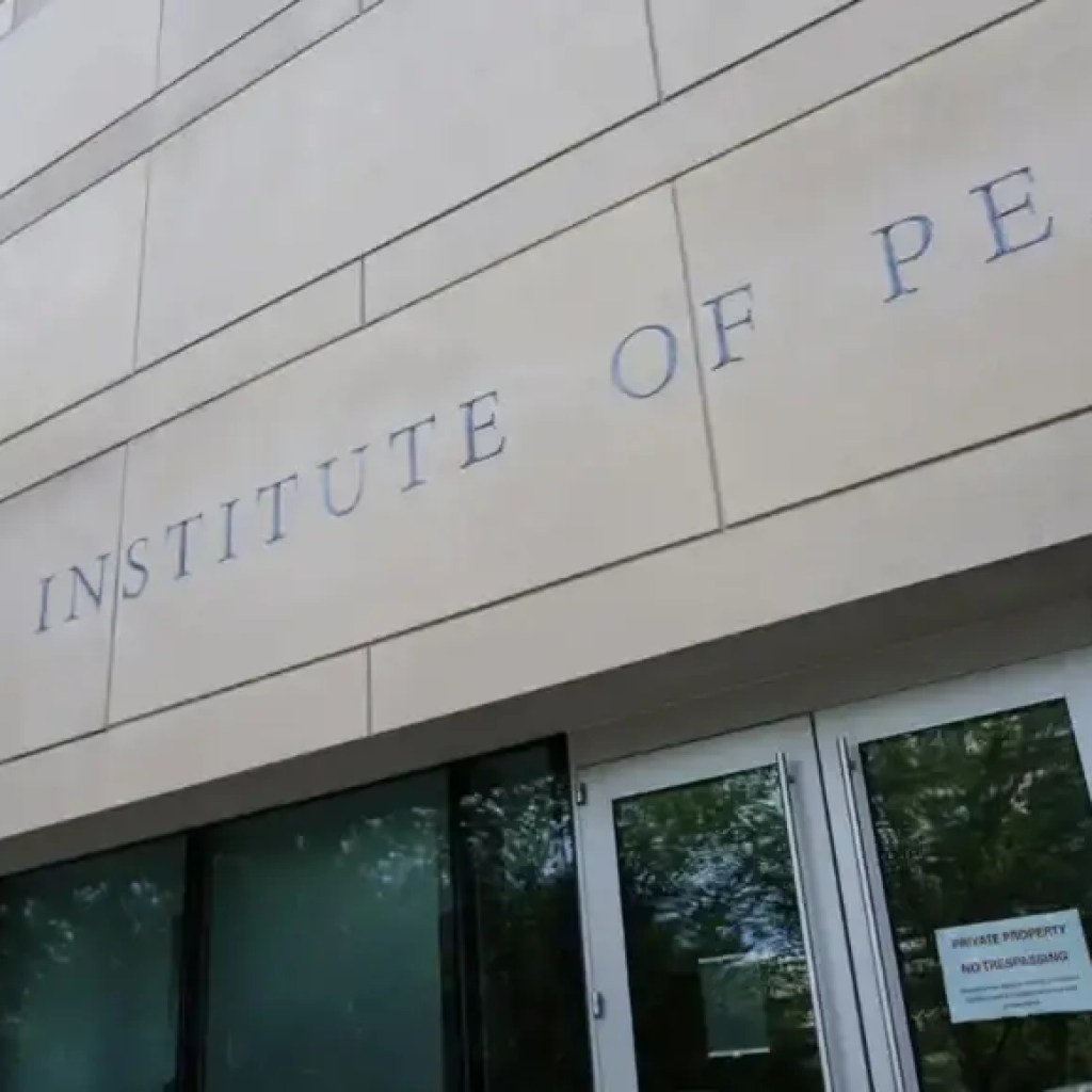 நீதிபதி தங்குவதை மறுக்கிறார், அமைதி நிறுவனத்தை மூடுவதற்கான டோஜ் முயற்சிகளைத் தடுக்கும் ஆளும் நிலைப்பாட்டை அனுமதிக்கிறது – டைம்ஸ் ஆப் இந்தியா நீதிபதி தங்குவதை மறுக்கிறார், அமைதி நிறுவனத்தை மூடுவதற்கான டோஜ் முயற்சிகளைத் தடுக்கும் ஆளும் நிலைப்பாட்டை அனுமதிக்கிறது – டைம்ஸ் ஆப் இந்தியா