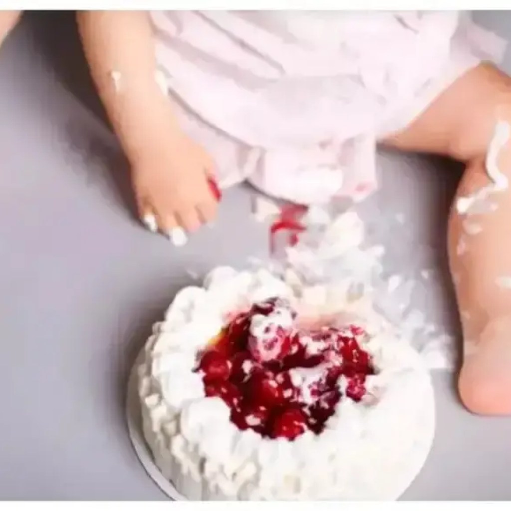 குழந்தைகளுக்கு தரையில் சாப்பிடுவதன் 5 நன்மைகள் | – டைம்ஸ் ஆஃப் இந்தியா குழந்தைகளுக்கு தரையில் சாப்பிடுவதன் 5 நன்மைகள் | – டைம்ஸ் ஆஃப் இந்தியா