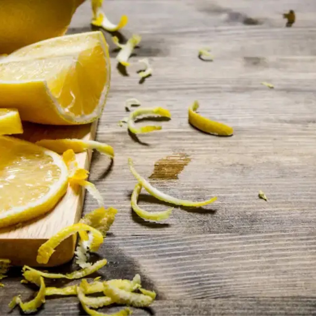 தாவர ஆரோக்கியத்தை அதிகரிக்க உங்கள் தோட்டத்தில் எலுமிச்சை தோல்களைப் பயன்படுத்துவதற்கான உதவிக்குறிப்புகள் மற்றும் வழிகள் | – டைம்ஸ் ஆஃப் இந்தியா தாவர ஆரோக்கியத்தை அதிகரிக்க உங்கள் தோட்டத்தில் எலுமிச்சை தோல்களைப் பயன்படுத்துவதற்கான உதவிக்குறிப்புகள் மற்றும் வழிகள் | – டைம்ஸ் ஆஃப் இந்தியா