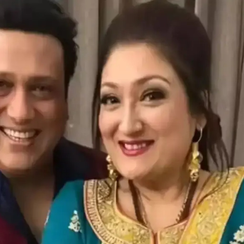 கோவிந்தா மற்றும் சுனிதா அஹுஜாவின் மும்பை வீட்டு சுற்றுப்பயணம்: ஆங்கில பாணி உட்புறங்கள், வாஸ்து-சீரமைக்கப்பட்ட வடிவமைப்பு மற்றும் குடும்ப சடங்குகள் வெளிப்படுத்தப்பட்டன | – டைம்ஸ் ஆஃப் இந்தியா கோவிந்தா மற்றும் சுனிதா அஹுஜாவின் மும்பை வீட்டு சுற்றுப்பயணம்: ஆங்கில பாணி உட்புறங்கள், வாஸ்து-சீரமைக்கப்பட்ட வடிவமைப்பு மற்றும் குடும்ப சடங்குகள் வெளிப்படுத்தப்பட்டன | – டைம்ஸ் ஆஃப் இந்தியா