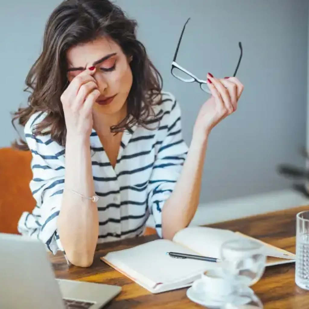 மன அழுத்தம்: இந்த அன்றாட பழக்கம் ரகசியமாக உங்கள் மன அழுத்தத்தை 50% உயர்த்தக்கூடும் | – தி டைம்ஸ் ஆஃப் இந்தியா மன அழுத்தம்: இந்த அன்றாட பழக்கம் ரகசியமாக உங்கள் மன அழுத்தத்தை 50% உயர்த்தக்கூடும் | – தி டைம்ஸ் ஆஃப் இந்தியா