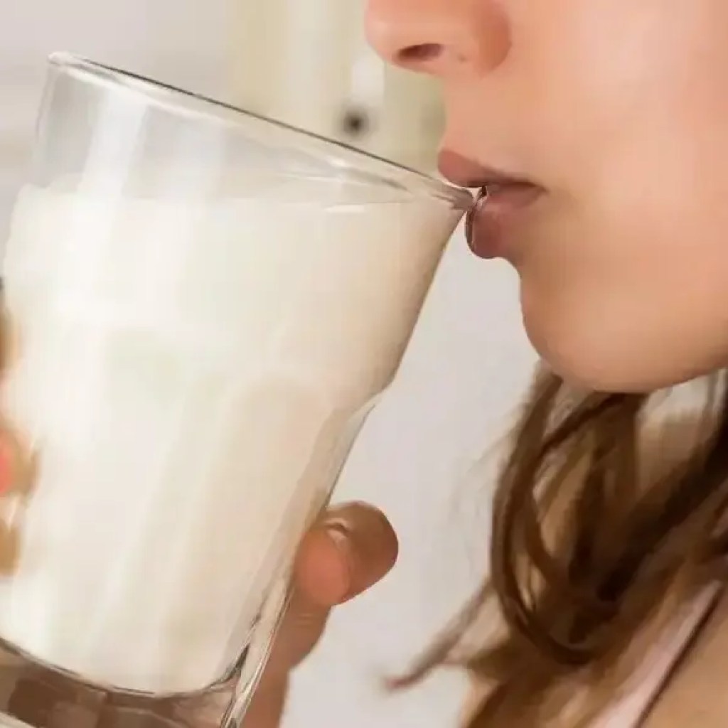 எந்த வயதில் நீங்கள் பால் குடிப்பதை நிறுத்த வேண்டும்? நீங்கள் தெரிந்து கொள்ள வேண்டிய சிறந்த மாற்று வழிகள் இங்கே | – தி டைம்ஸ் ஆஃப் இந்தியா எந்த வயதில் நீங்கள் பால் குடிப்பதை நிறுத்த வேண்டும்? நீங்கள் தெரிந்து கொள்ள வேண்டிய சிறந்த மாற்று வழிகள் இங்கே | – தி டைம்ஸ் ஆஃப் இந்தியா