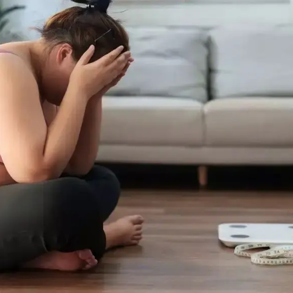 எடை இழப்பு வெற்றியைக் குறைக்கும் 12 பொதுவான மாலை பழக்கவழக்கங்கள் மற்றும் அவற்றை எவ்வாறு சரிசெய்வது | – தி டைம்ஸ் ஆஃப் இந்தியா எடை இழப்பு வெற்றியைக் குறைக்கும் 12 பொதுவான மாலை பழக்கவழக்கங்கள் மற்றும் அவற்றை எவ்வாறு சரிசெய்வது | – தி டைம்ஸ் ஆஃப் இந்தியா