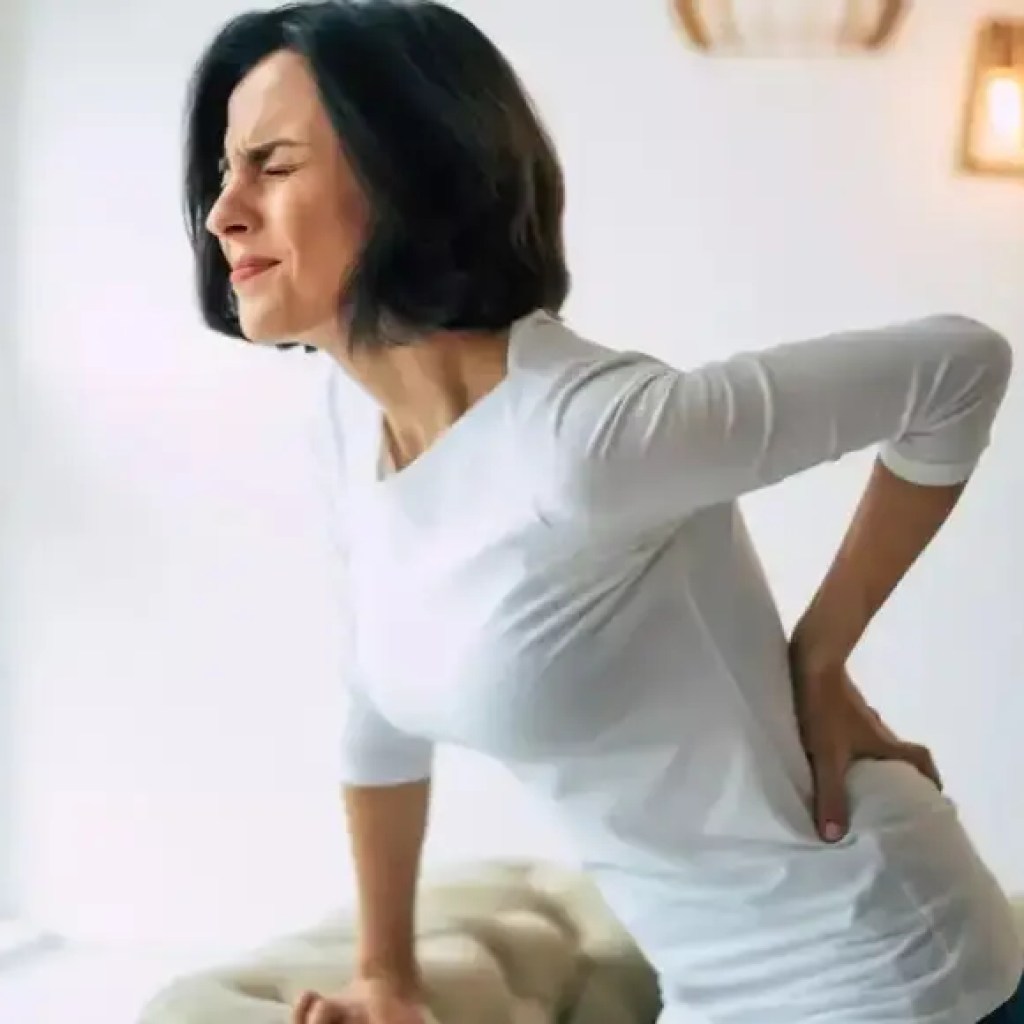 நாள்பட்ட முதுகுவலி மாரடைப்பைக் குறிக்கலாம்: அறிகுறிகளை அங்கீகரித்தல், குறிப்பாக பெண்களில் | – தி டைம்ஸ் ஆஃப் இந்தியா நாள்பட்ட முதுகுவலி மாரடைப்பைக் குறிக்கலாம்: அறிகுறிகளை அங்கீகரித்தல், குறிப்பாக பெண்களில் | – தி டைம்ஸ் ஆஃப் இந்தியா