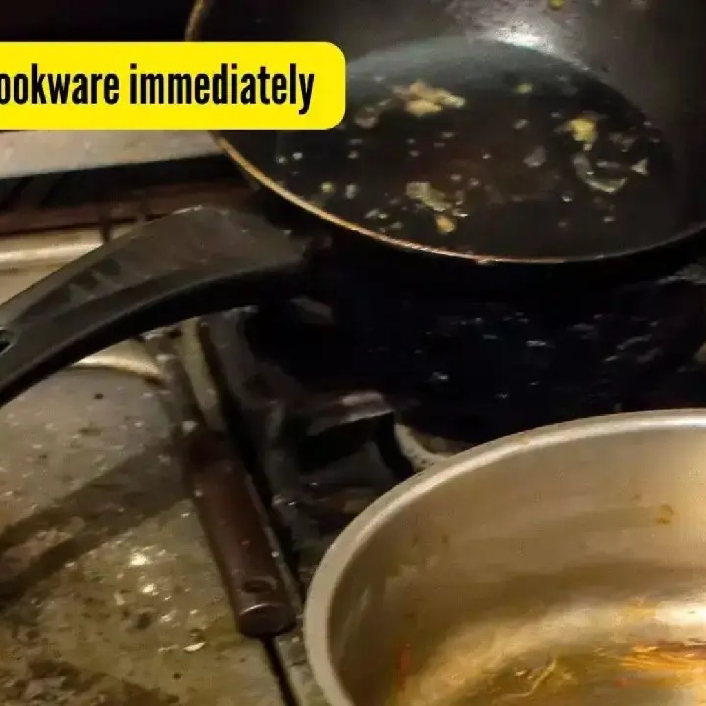 இந்த 5 அறிகுறிகளை நீங்கள் கவனித்தால் உடனடியாக உங்கள் சமையல் பாத்திரங்களை மாற்றவும் (எண் 3 ஒரு எச்சரிக்கை) இந்த 5 அறிகுறிகளை நீங்கள் கவனித்தால் உடனடியாக உங்கள் சமையல் பாத்திரங்களை மாற்றவும் (எண் 3 ஒரு எச்சரிக்கை)