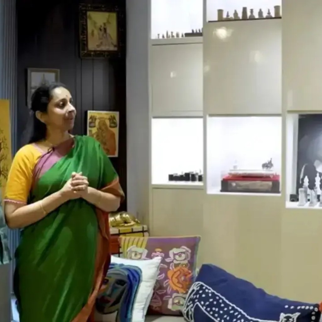 விஸ்வநாதன் ஆனந்தின் சென்னை இல்லம்: எளிமை, மரபு, சதுரங்கம் ஆகியவற்றின் கலவை விஸ்வநாதன் ஆனந்தின் சென்னை இல்லம்: எளிமை, மரபு, சதுரங்கம் ஆகியவற்றின் கலவை