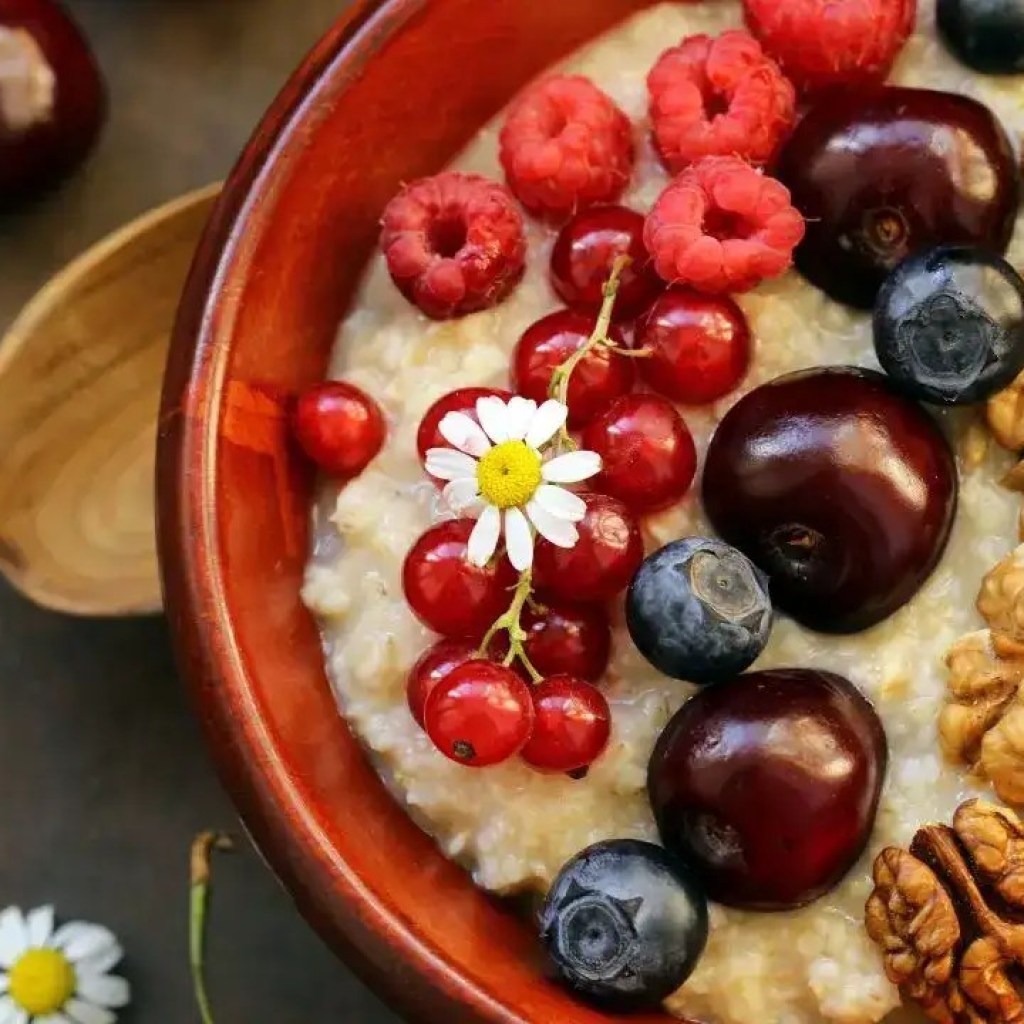 ஓட்ஸ் உண்மையில் சிலருக்கு தீங்கு விளைவிக்கும்: அவர்களைத் தவிர்க்க வேண்டிய 5 வகையான நபர்கள் ஓட்ஸ் உண்மையில் சிலருக்கு தீங்கு விளைவிக்கும்: அவர்களைத் தவிர்க்க வேண்டிய 5 வகையான நபர்கள்