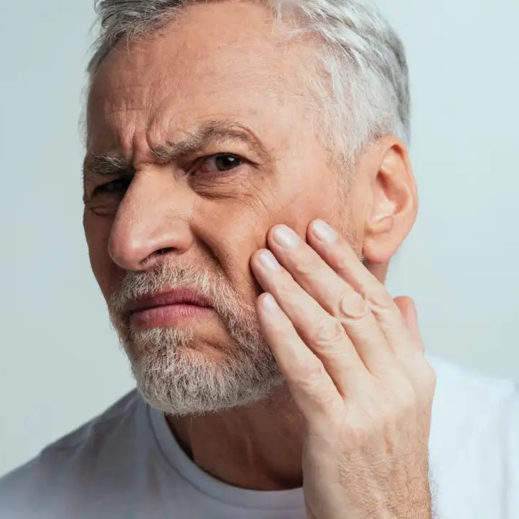 ஆண்களில் ஹைபோகோனாடிசம் என்றால் என்ன? நிபந்தனையின் 5 அறிகுறிகள் மற்றும் அறிகுறிகள் ஆண்களில் ஹைபோகோனாடிசம் என்றால் என்ன? நிபந்தனையின் 5 அறிகுறிகள் மற்றும் அறிகுறிகள்