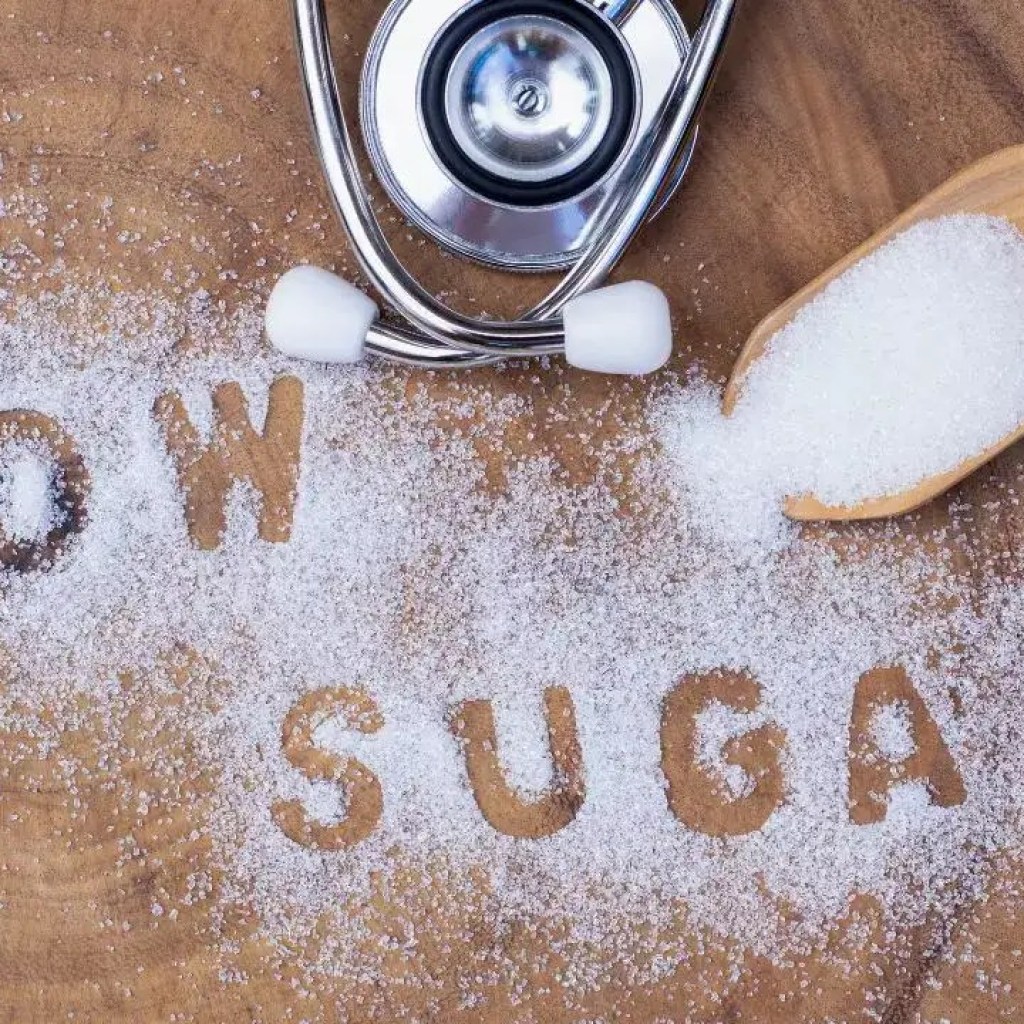 இரவில் பசியுடன் இருப்பது முதல் சர்க்கரை பசி வரை: குறைந்த இரத்த சர்க்கரையின் 4 நுட்பமான அறிகுறிகள் புறக்கணிக்கப்படக்கூடாது இரவில் பசியுடன் இருப்பது முதல் சர்க்கரை பசி வரை: குறைந்த இரத்த சர்க்கரையின் 4 நுட்பமான அறிகுறிகள் புறக்கணிக்கப்படக்கூடாது